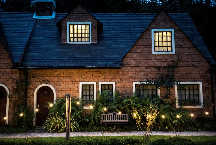 BIEN ÉCLAIRER UN JARDIN