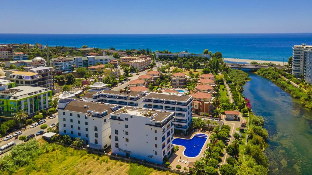 Investir dans l’immobilier balnéaire : Conseils pour maximiser votre retour sur investissement