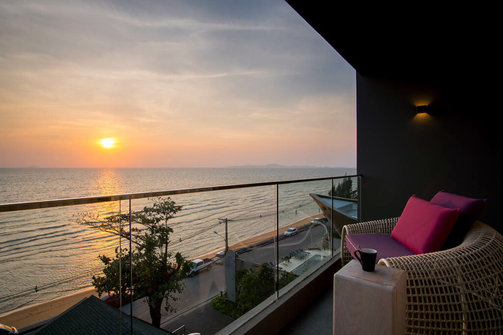 Investir dans l’immobilier de bord de mer pour les retraités : les avantages et les inconvénients