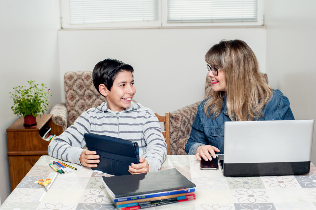 Réviser à domicile : Astuces efficaces pour améliorer votre concentration