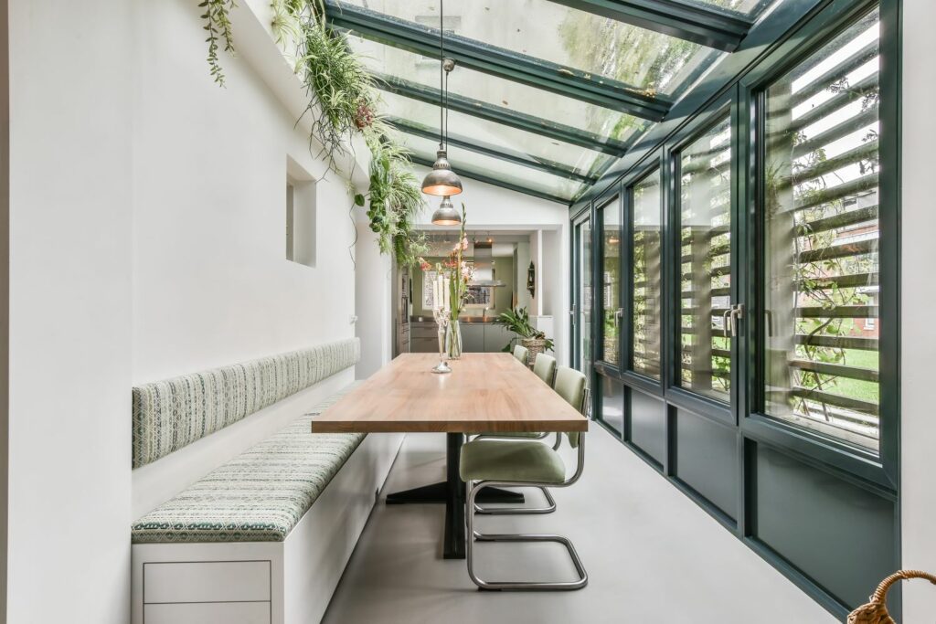 Comment bien aménager sa véranda pour en faire un espace de vie agréable ?