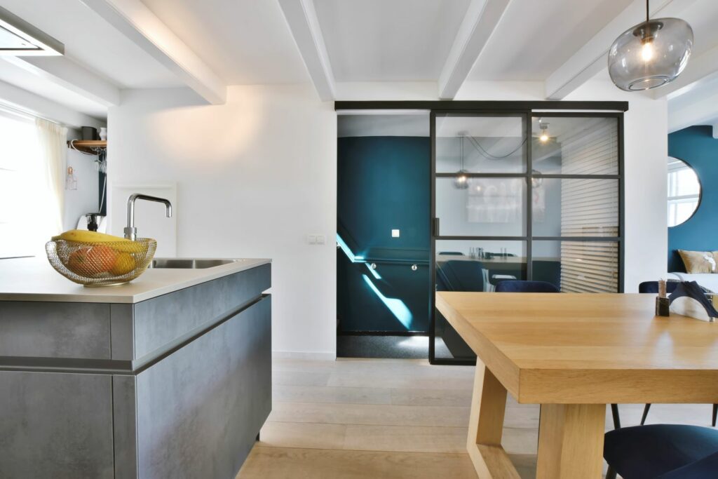 Comment créer une séparation sans cloisonner : créer un intérieur pratique