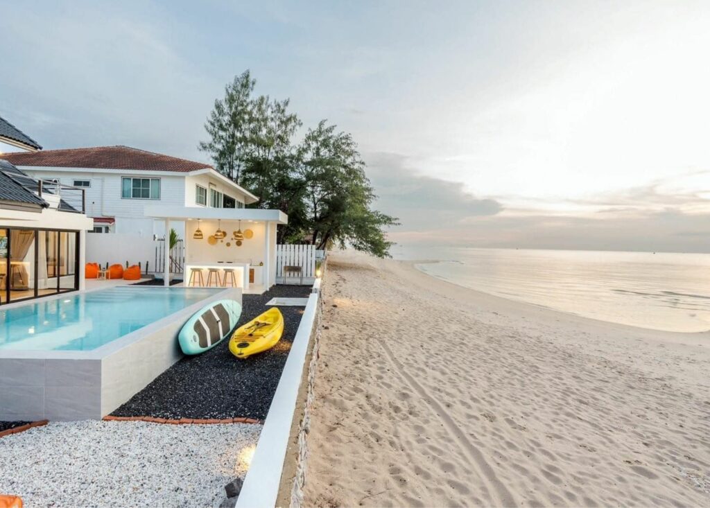 Acheter une maison en bord de mer : un rêve accessible et stratégique