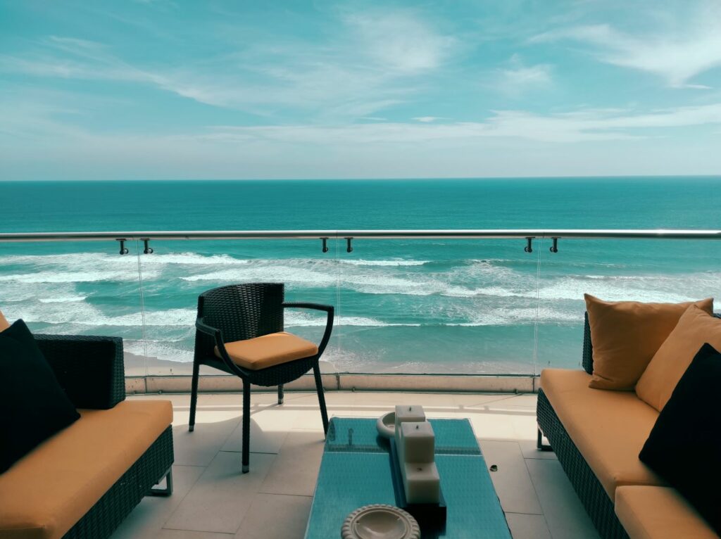 Acheter un bien immobilier en bord de mer en Tunisie : opportunités et conseils